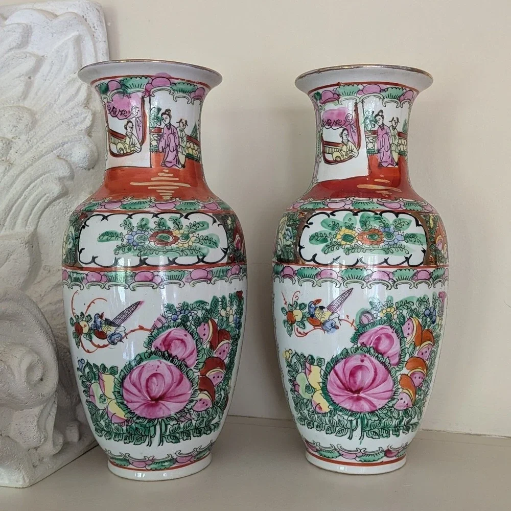 Vintage Chinese Rose Medallion Porcelain Vases Pair Hand Painted Gold Gilt 10in